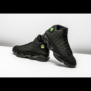 Retro 13’s black cats